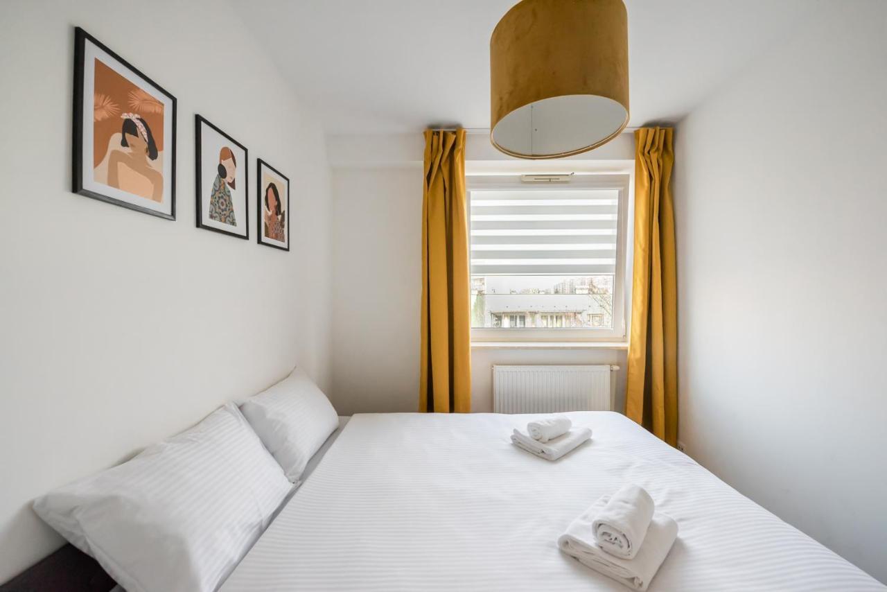 Maroks Zolwia Apartment Варшава Екстериор снимка