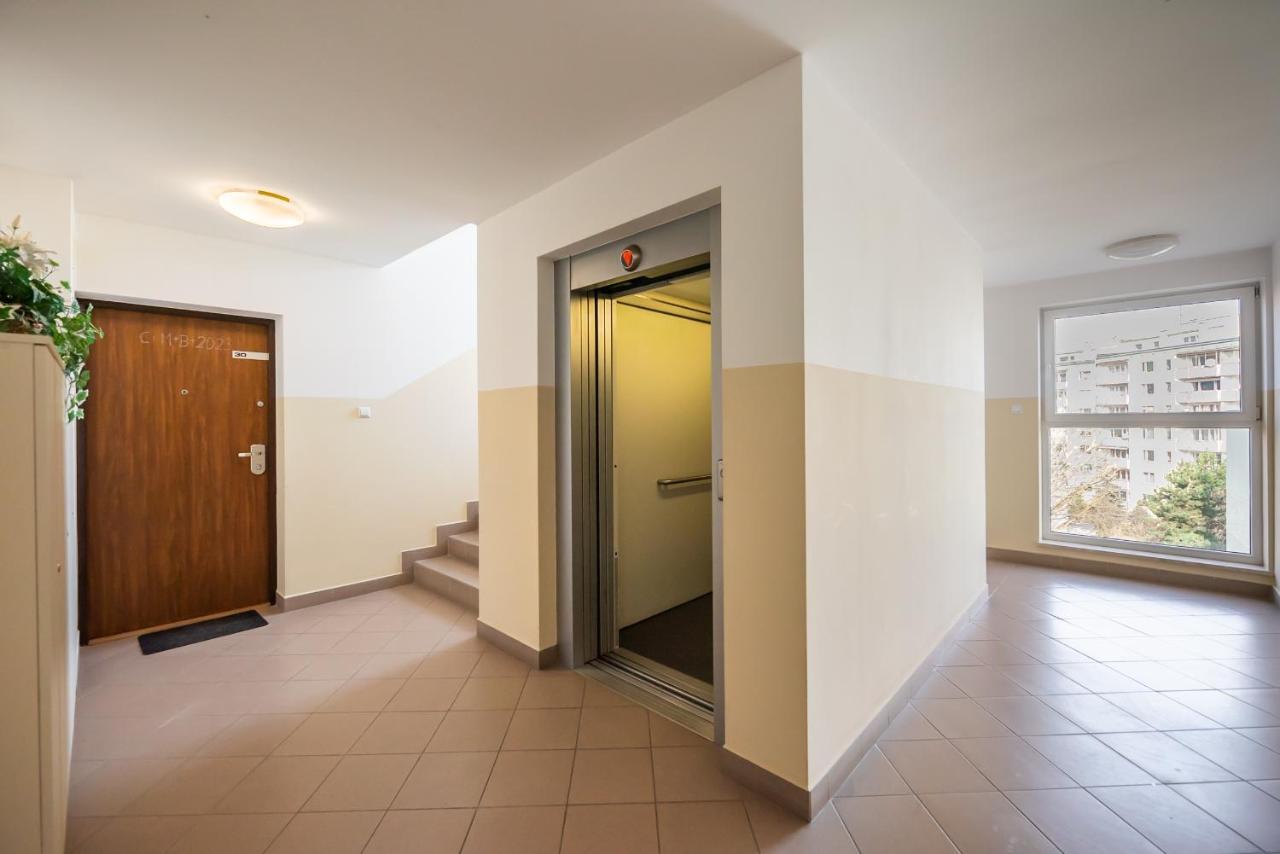 Maroks Zolwia Apartment Варшава Екстериор снимка